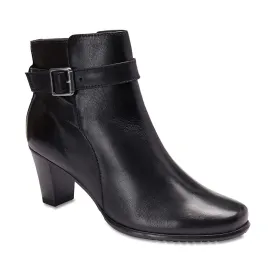 Alaska Boot in Black Leather