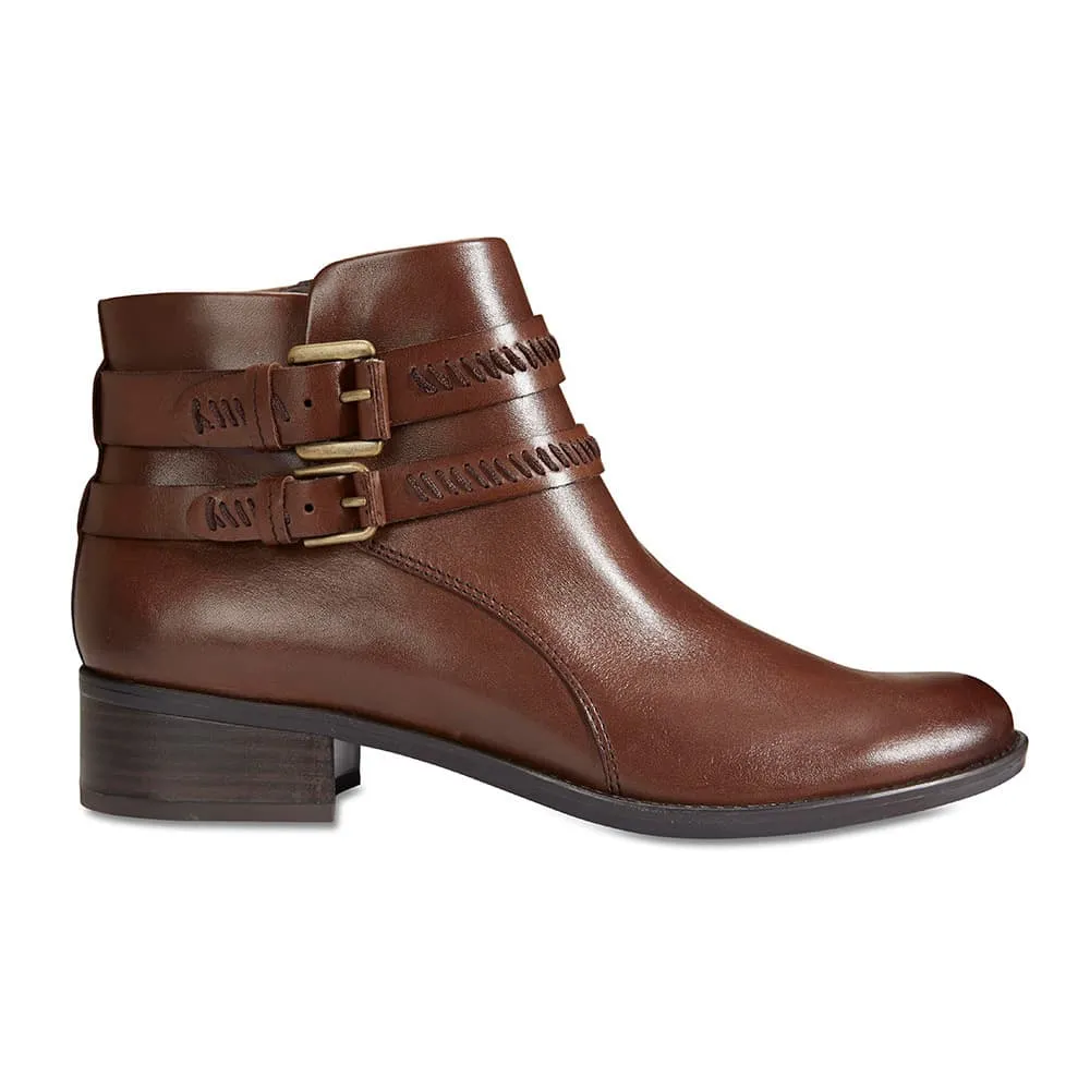 Albany Boot in Brown Leather