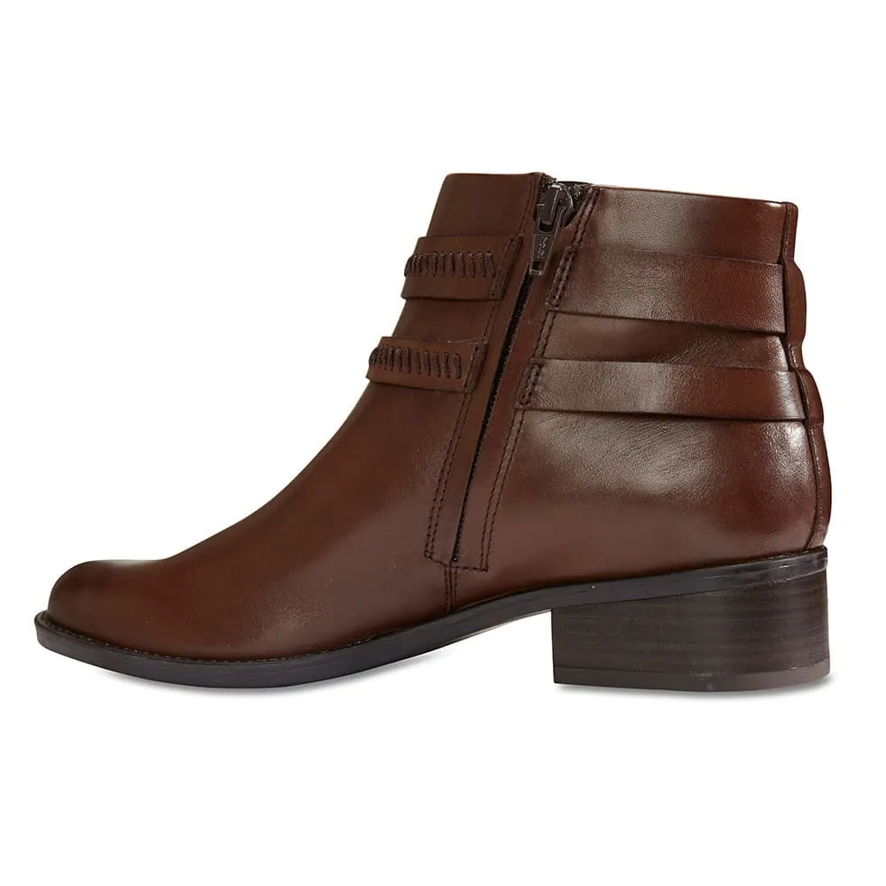 Albany Boot in Brown Leather