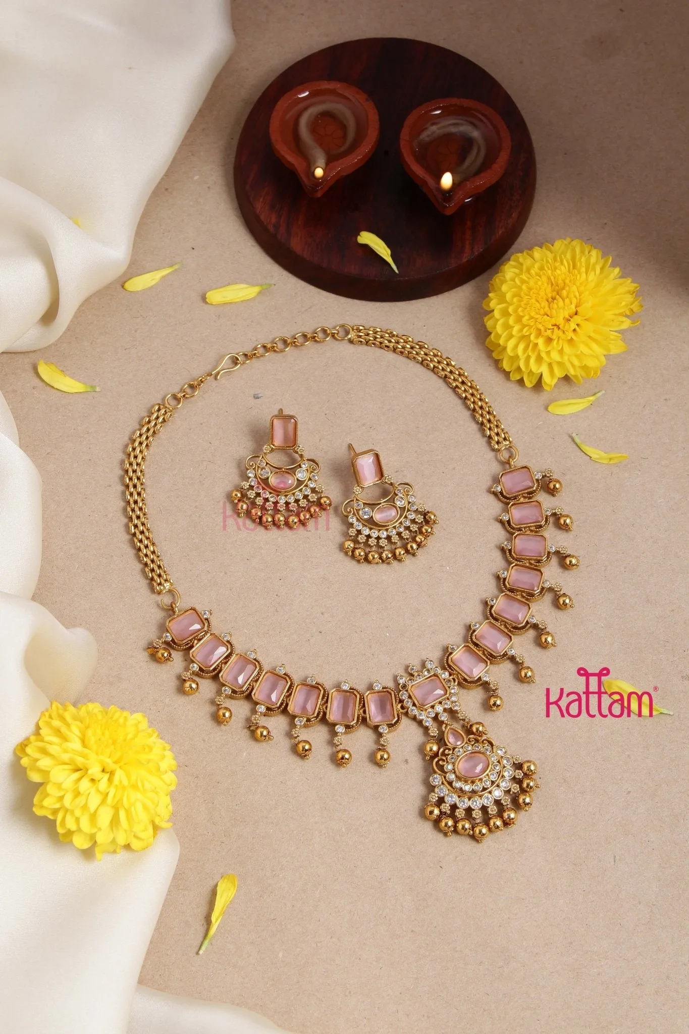 Dhanika Pastel Pink Block Necklace