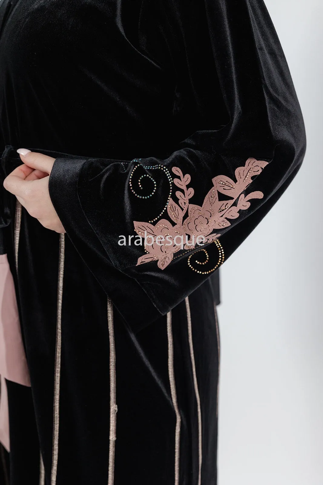 Hamsa Velvet Abaya