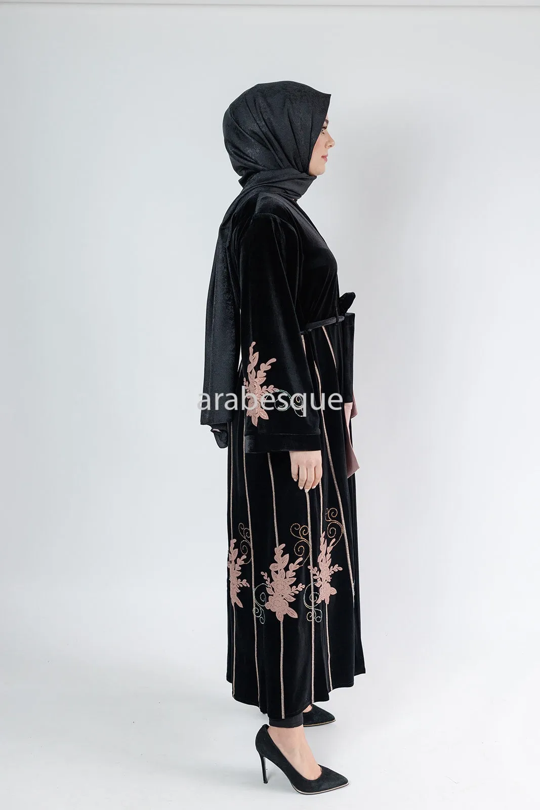 Hamsa Velvet Abaya