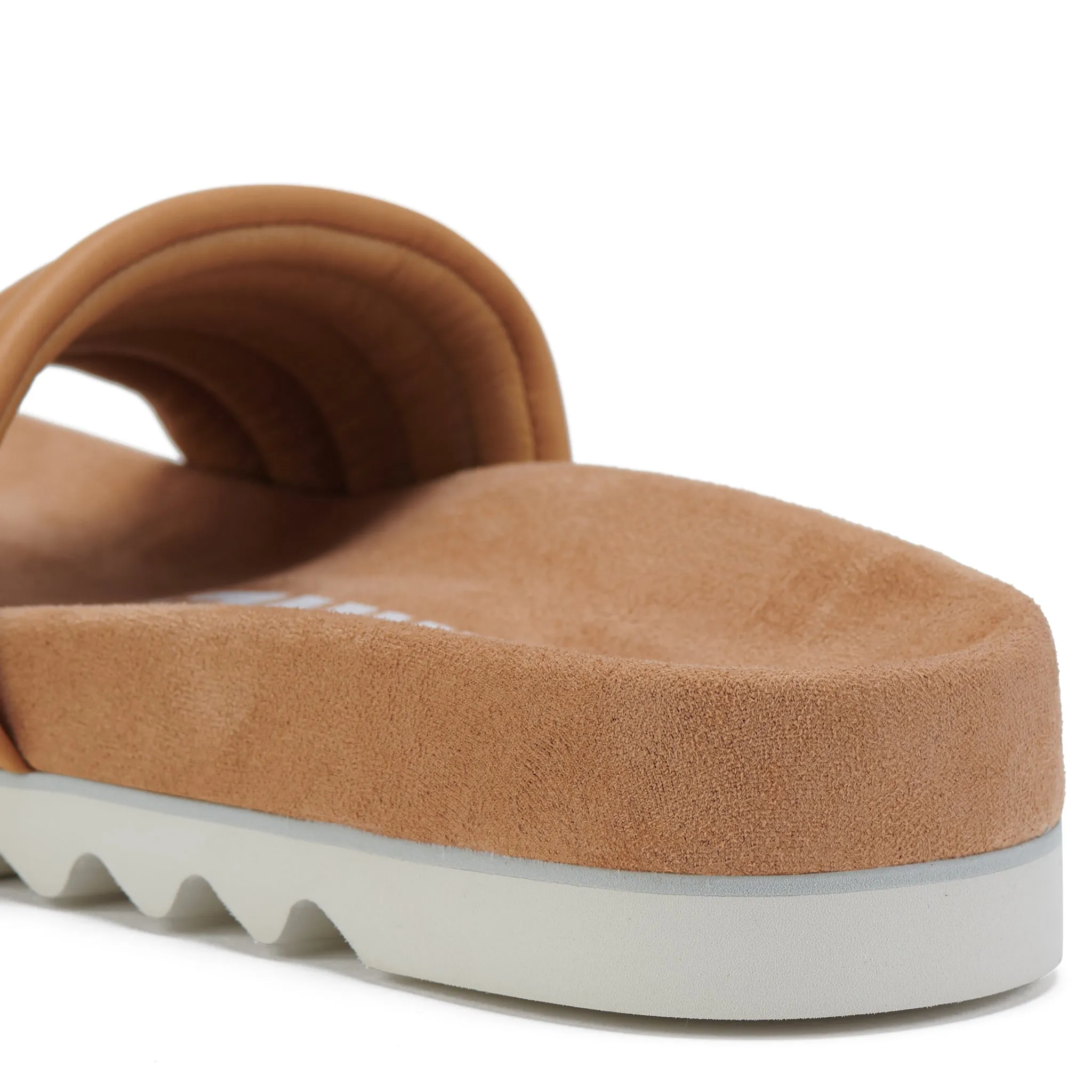 Slide Tooth Wedge Soft Tan