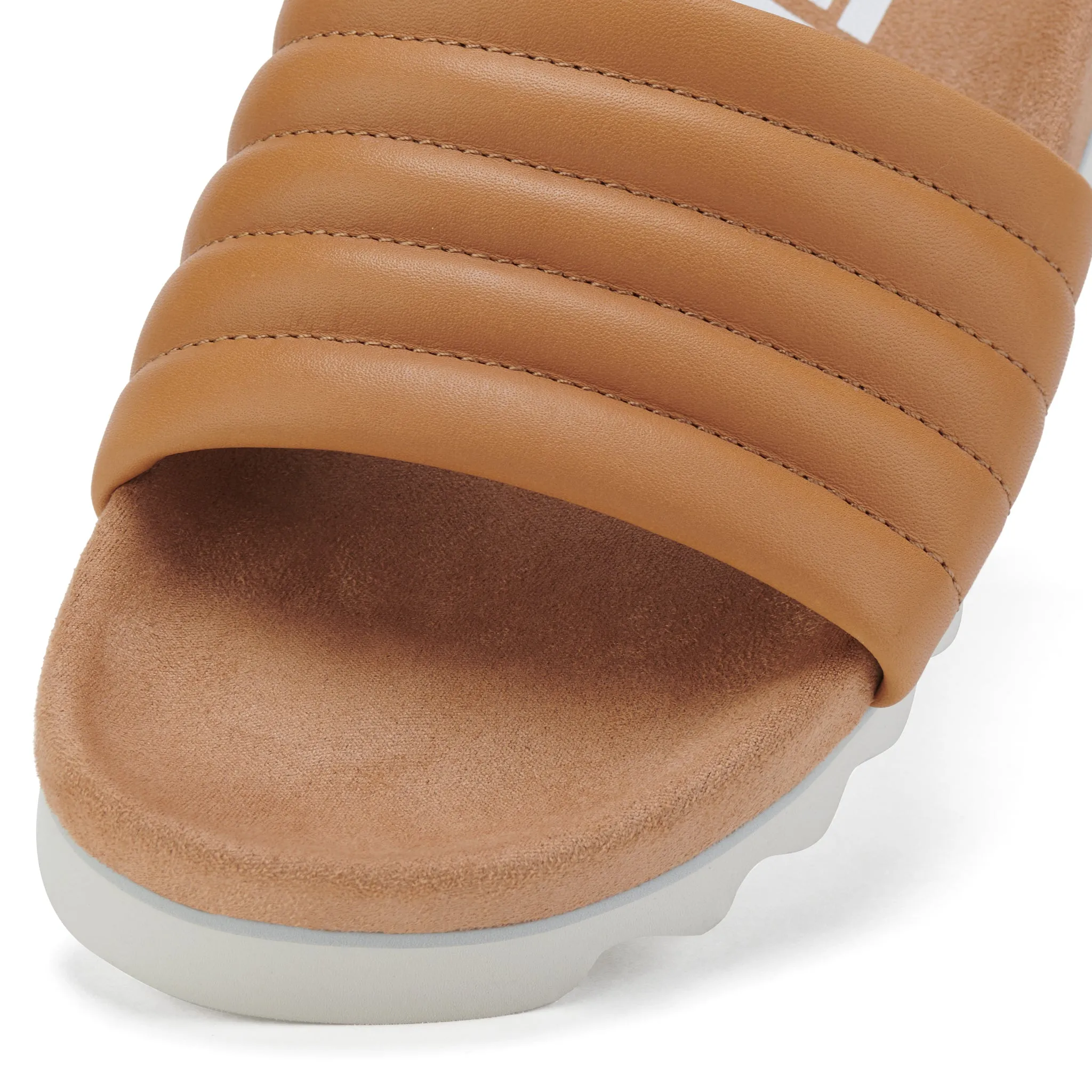 Slide Tooth Wedge Soft Tan